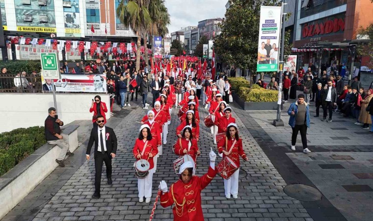 Arnavutköyde Cumhuriyet Bayramı coşkuyla kutlandı