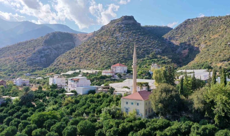 Atay Uslu: Finike Çavdır Büyük Camii restore ediliyor