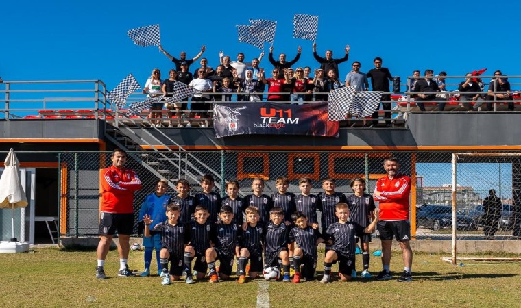 Beşiktaş U-11 Takımının kalecisi Doruk Subaşıoğlu turnuvanın yıldızı oldu