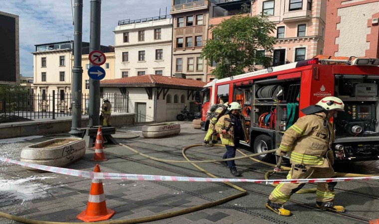 Beyoğlunda trafo yangını