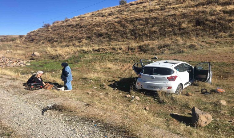 Bingölde trafik kazası: 2 yaralı