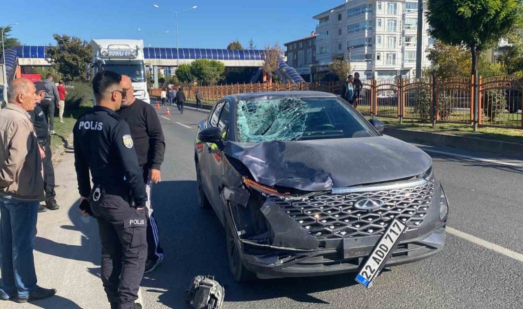 Boluda yola aniden çıkan 14 yaşındaki çocuğa otomobil çarptı