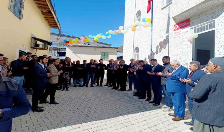 Çemişgezekte 4-6 yaş Kuran kursu dualarla açıldı