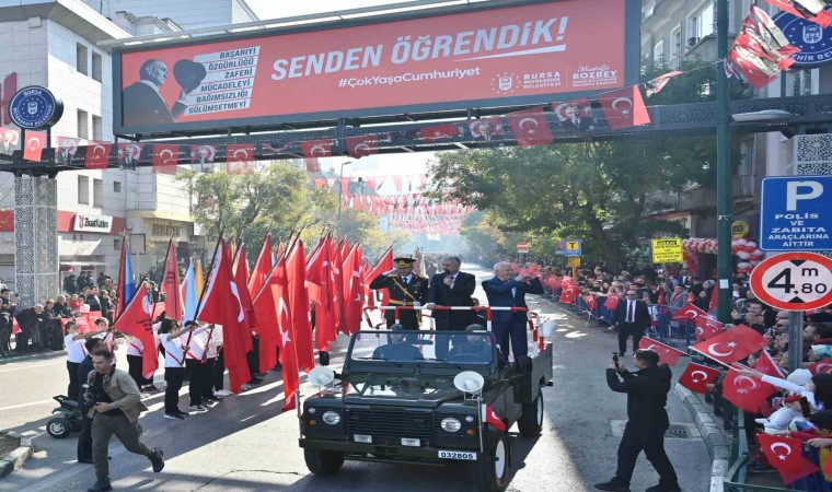 Cumhuriyet Bayramında Bursada coşkulu kutlamalar