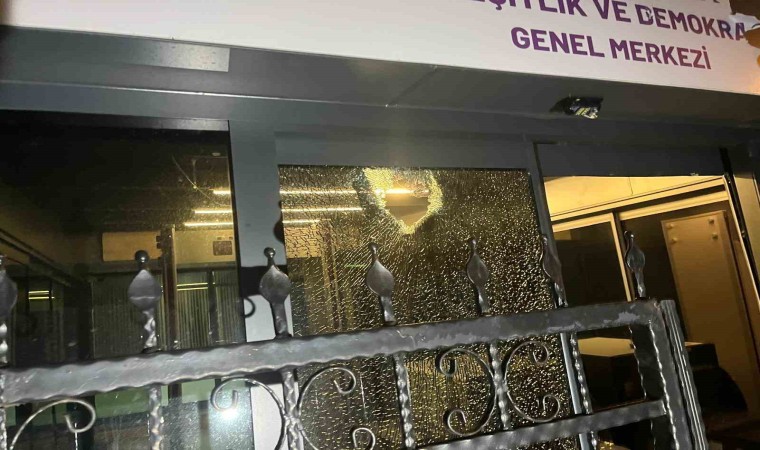 DEM Parti genel merkezine saldırı: 1 gözaltı