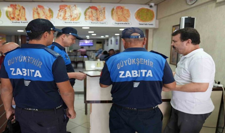 Denizli Büyükşehir zabıtası gıda denetimlerini sürdürüyor