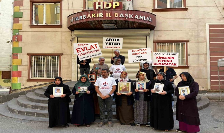 Diyarbakır anneleri aileler dağıtıldı haberlerine tepki gösterdi