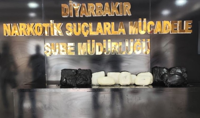 Diyarbakır Havalimanında 11 kilo 400 gram skunk ele geçirildi