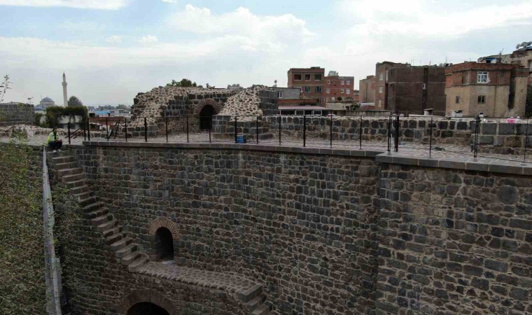 Diyarbakır Surlarının bazı burçları kiralandı