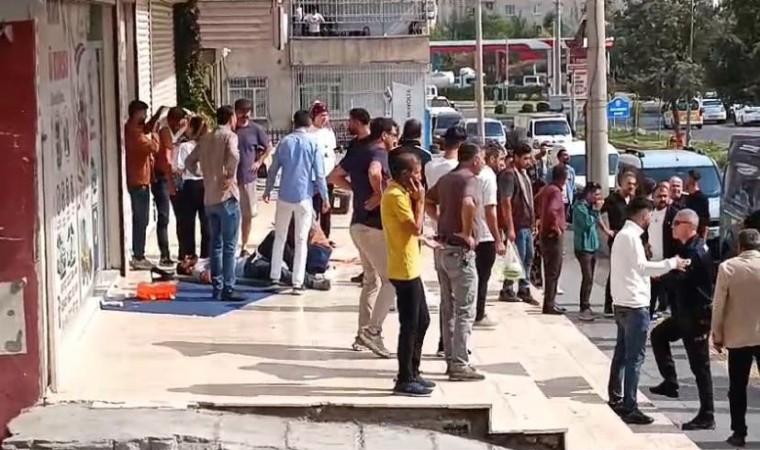 Diyarbakırda sürücü kursunda bıçaklı kavga: 5 yaralı