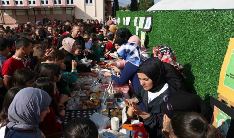 Dünya Gıda Günü Erzincanda renkli görüntülere sahne oldu