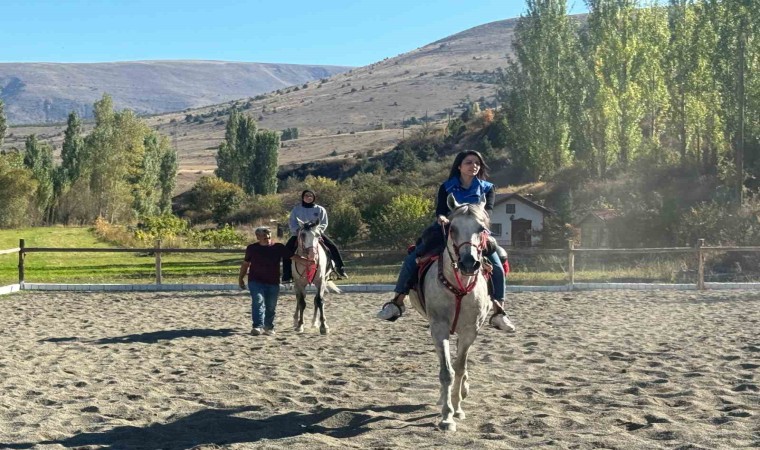 Dünya Kız Çocukları Gününde öğrenciler unutulmaz bir gün yaşadılar