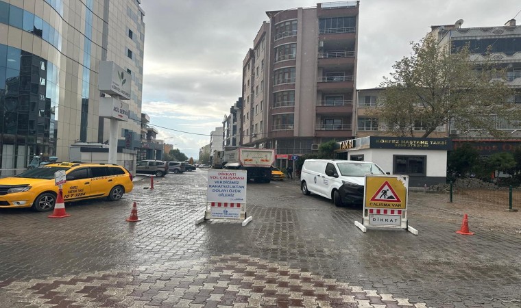 Edremit Belediyesinden yol düzenleme çalışmaları