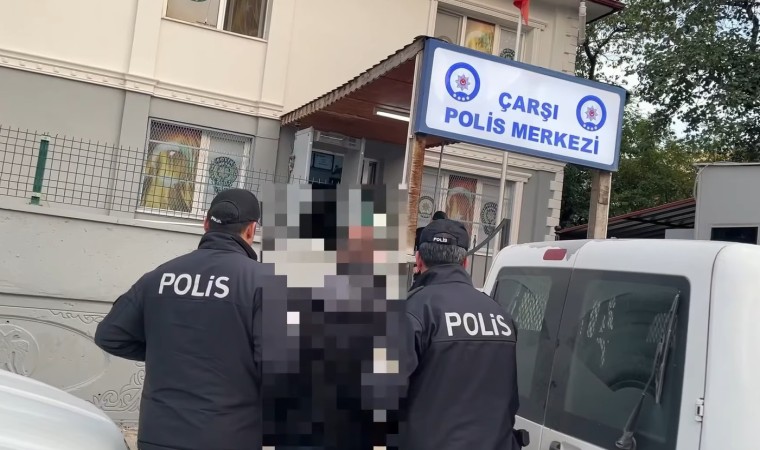 Emniyet Müdürlüğü önünde hız sınırlarını aşan motosikletli cezadan kaçamadı