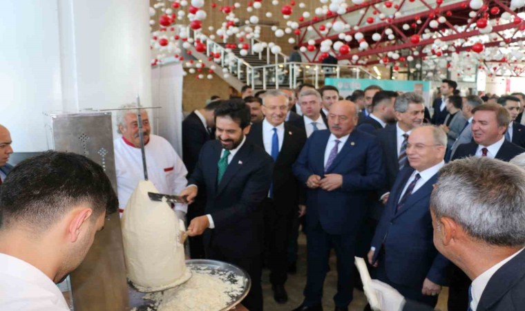 Erzincanda Tulum Peyniri Dönerine yoğun ilgi