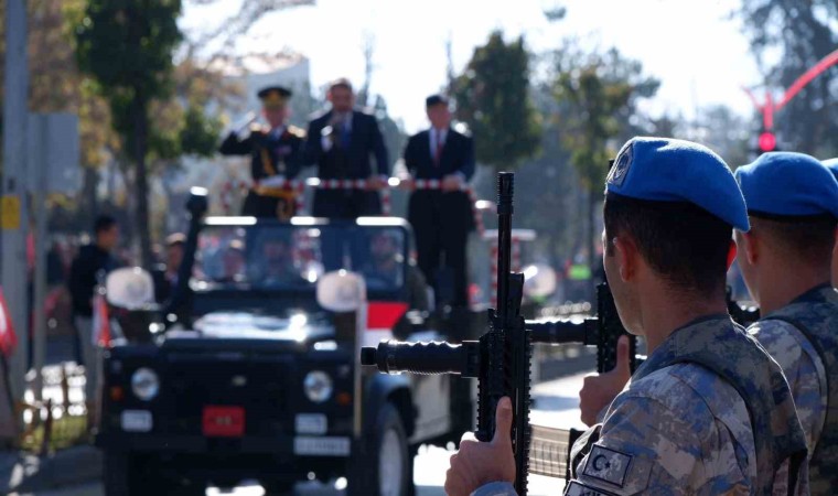 Erzurumda Cumhuriyet Bayramı coşkusu