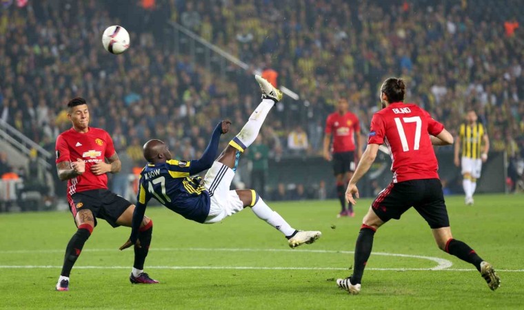 Fenerbahçe, 8 yıl sonra Manchester Unitedı konuk edecek