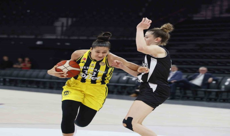 FIBA Kadınlar Süper Kupada kazanan Fenerbahçe