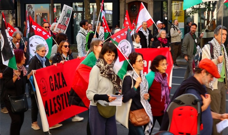 Fransada binlerce kişiden Gazze ve Lübnana saldıran İsraile protesto