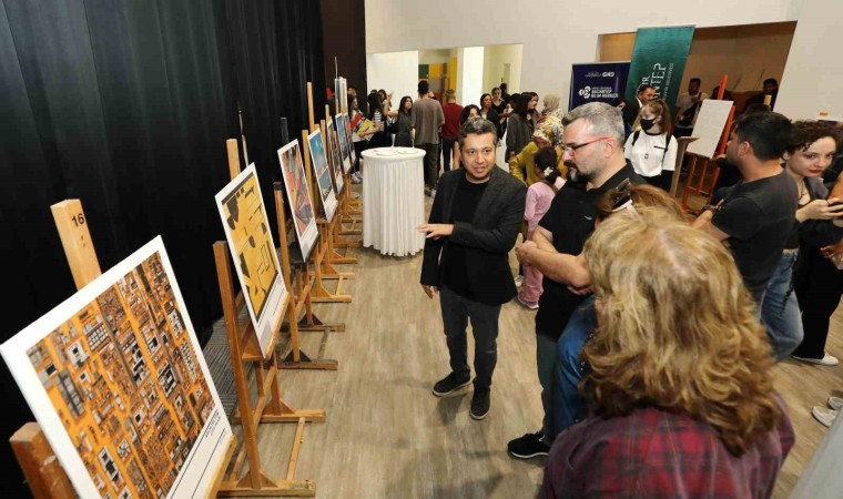 GAÜNde kozmik denemeler sergisi açıldı