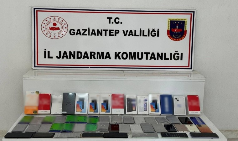 Gaziantepte 1 milyon TL değerinde kaçak telefon ele geçirildi