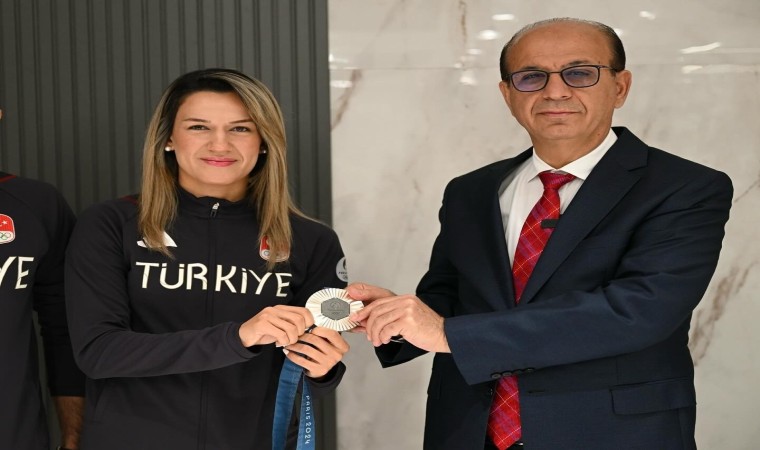 Geçit: Hatice Akbaş örnek bir sporcudur