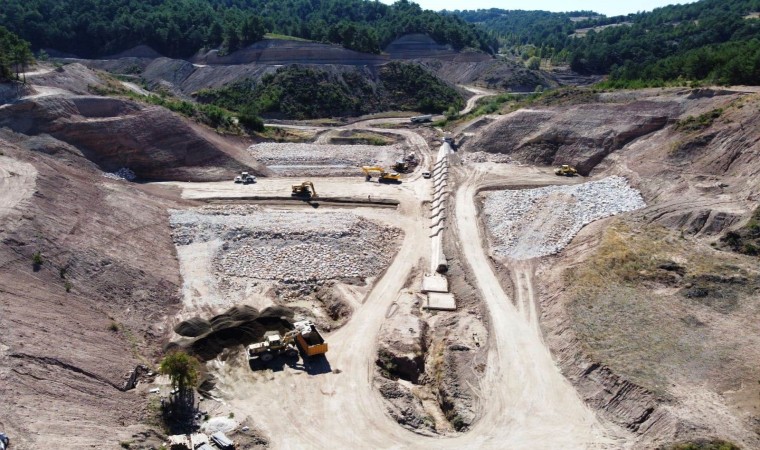 Gediz Kayacık Barajında çalışmalar aralıksız devam ediyor