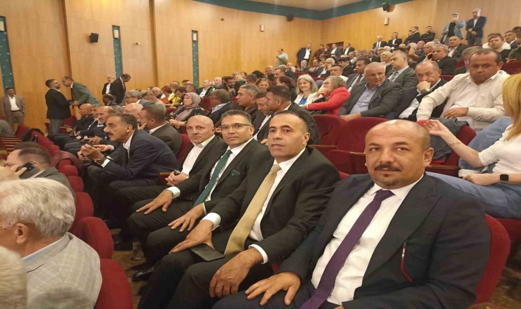 Hakkarideki muhtarlar konfederasyon seçimi için oy kullandı