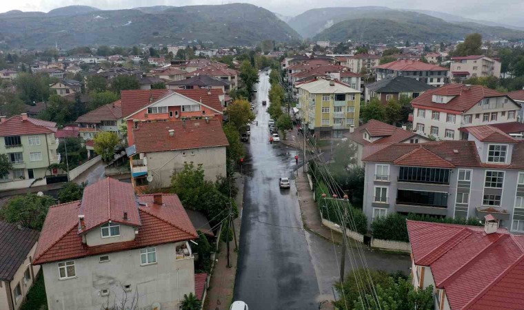 Hendekte 3 mahalleyi bağlayan hat sil baştan yenilendi