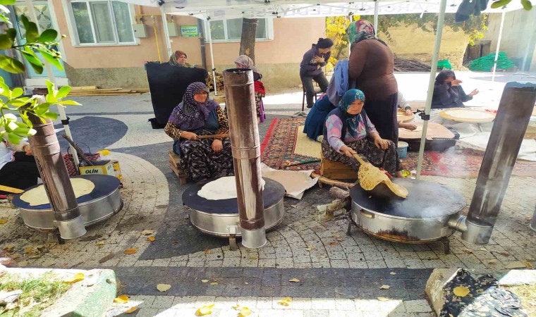 Hisarcık Şehitler Mahallesinde gözleme hayrı