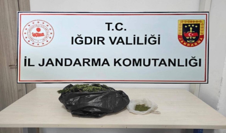 Iğdır İl Jandarma Komutanlığından kaçakçılık operasyonu: Uyuşturucu madde ele geçirildi