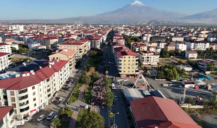 Iğdırda Gazzeye düstek yürüyüşü