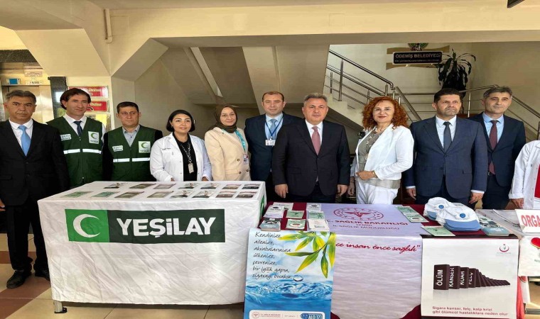 İzmir Yeşilaydan, muhtarlarla bağımlılıkla mücadele dayanışması