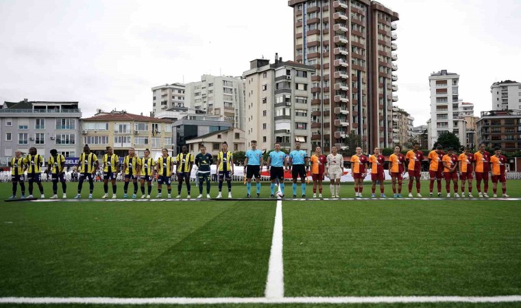 Kadın futbolda derbinin kazananı Fenerbahçe