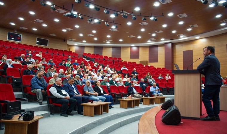 Kastamonu Üniversitesinde Türkiyenin zengin bitki örtüsü konuşuldu