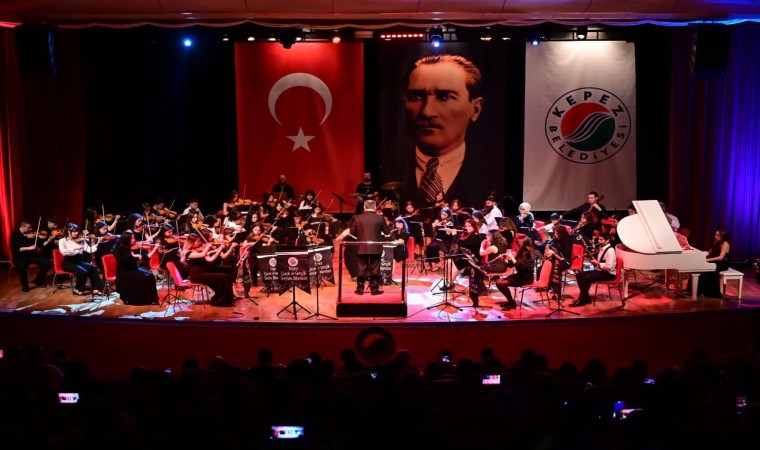 Kepezin senfoni orkestrasından Cumhuriyetin 101. yılına özel konser