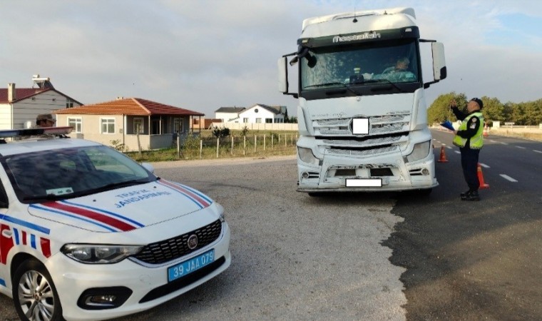 Kırklarelide ağır tonajlı araçlar denetledi