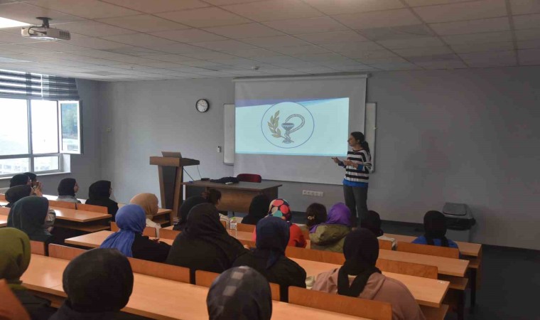 Kız Anadolu İmam Hatip Lisesine Düzce Üniversitesi tanıtıldı