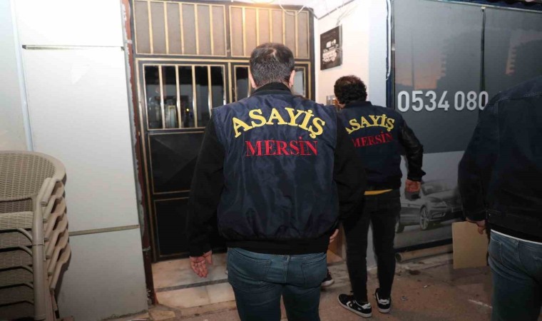 Mersinde eş zamanlı operasyon, aranan 97 şahıs yakalandı