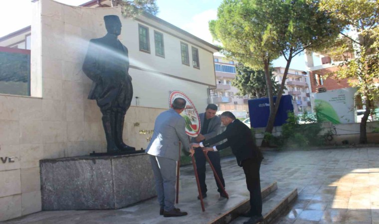 Osmanelide muhtarlar günü kutlandı