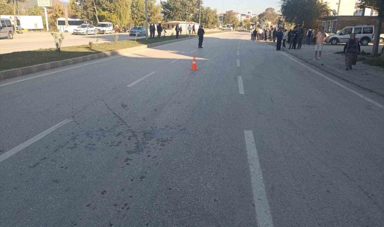 Osmanelinde trafik kazası: 1 ölü, 1 yaralı