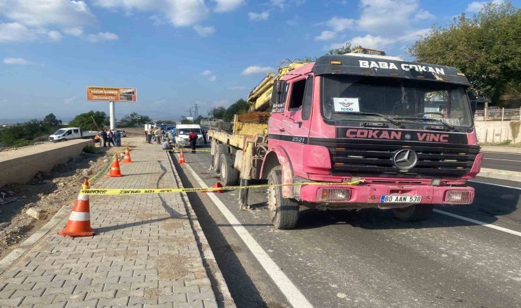 Osmaniyede vincin altında kalan işçi ağır yaralandı