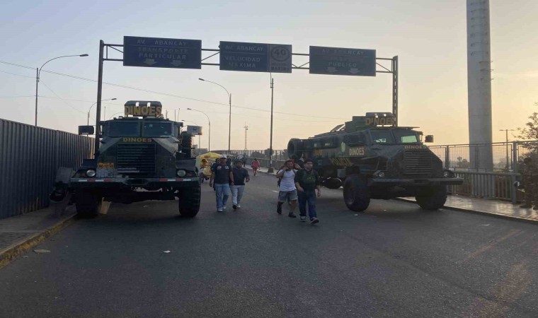 Peruda şiddet olayları nedeniyle otobüs şoförleri 3üncü kez greve gitti