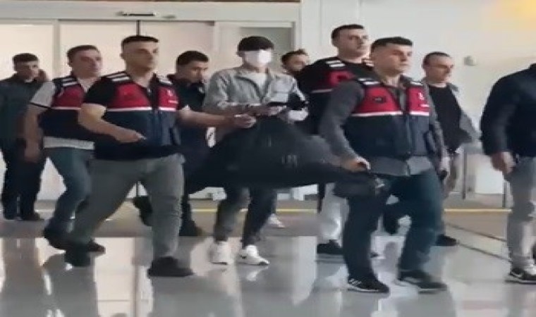 Polis memuru Şeyda Yılmazı şehit eden katil zanlısı Erzincandaki cezaevine nakledildi