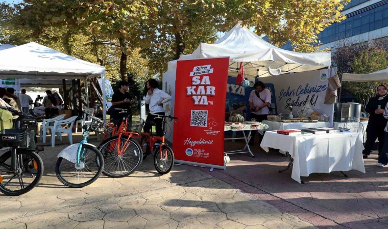 Sakaryanın yeni misafirleri şehri Büyükşehirle tanıyor