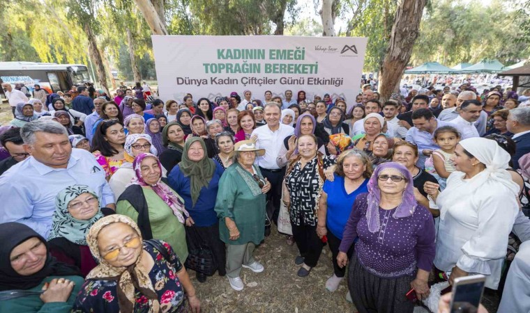 Seçer: Ülke kalkınacaksa başta kadınlarla kalkınacak