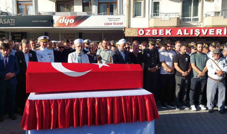 Şehit Piyade Uzman Çavuş Burak Geniş memleketi Yenicede toprağa verildi