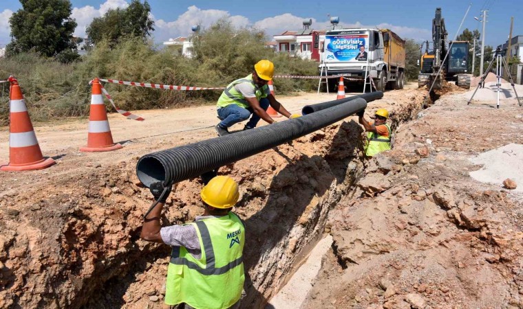 Silifkede kanalizasyon projeleri devam ediyor