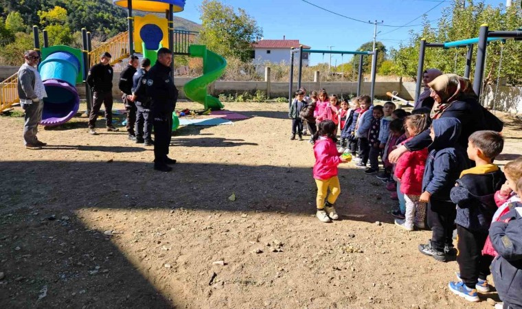 Simavda miniklere polislik mesleği tanıtıldı