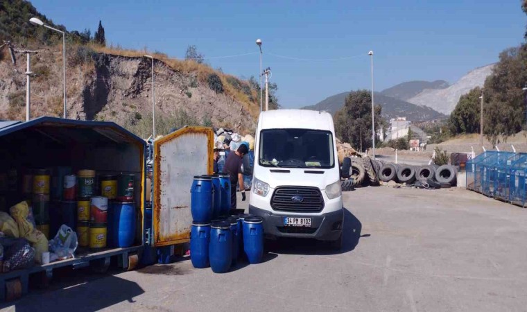 Söke Belediyesinin topladığı atık yağlar suların kirlenmesini önlüyor